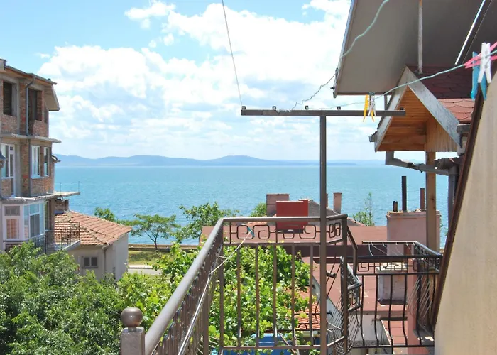 Fener Konukevi Ahyolu