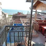 Fener بيت ضيافة بوموري