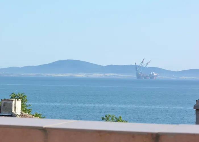 Πανσιόν Fener Πομόριε